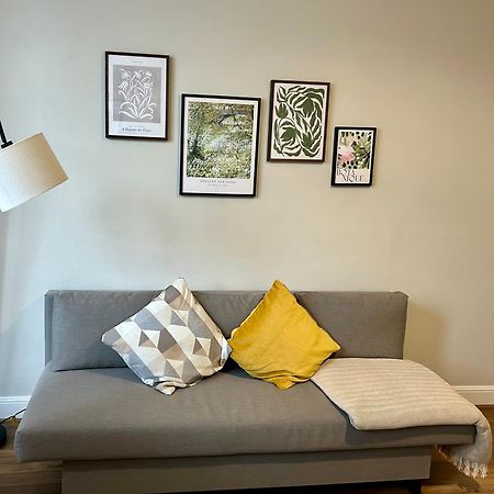 West Dunbartonshire Flat Apartment ดัมบาร์ตัน ภายนอก รูปภาพ