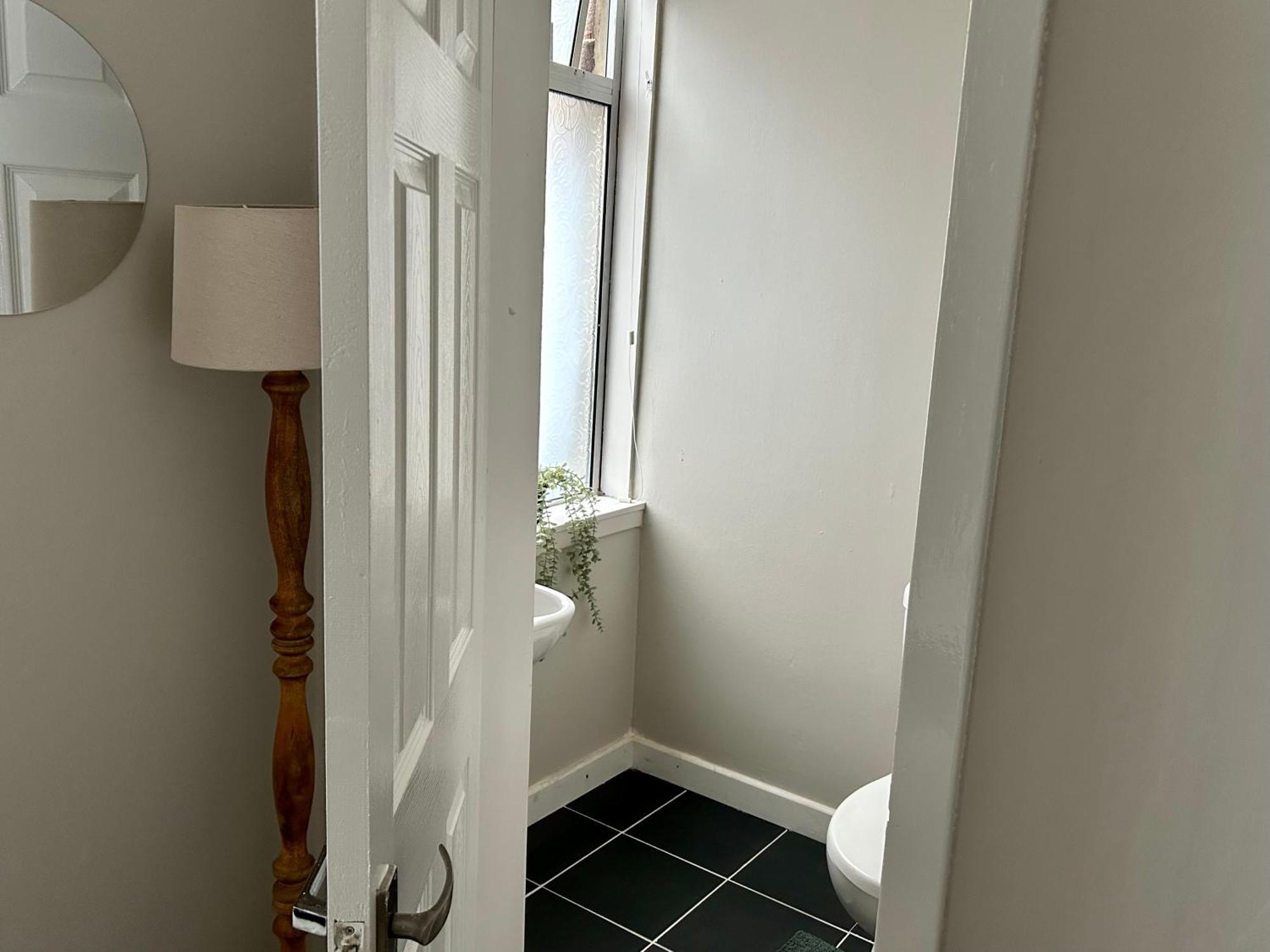West Dunbartonshire Flat Apartment ดัมบาร์ตัน ภายนอก รูปภาพ