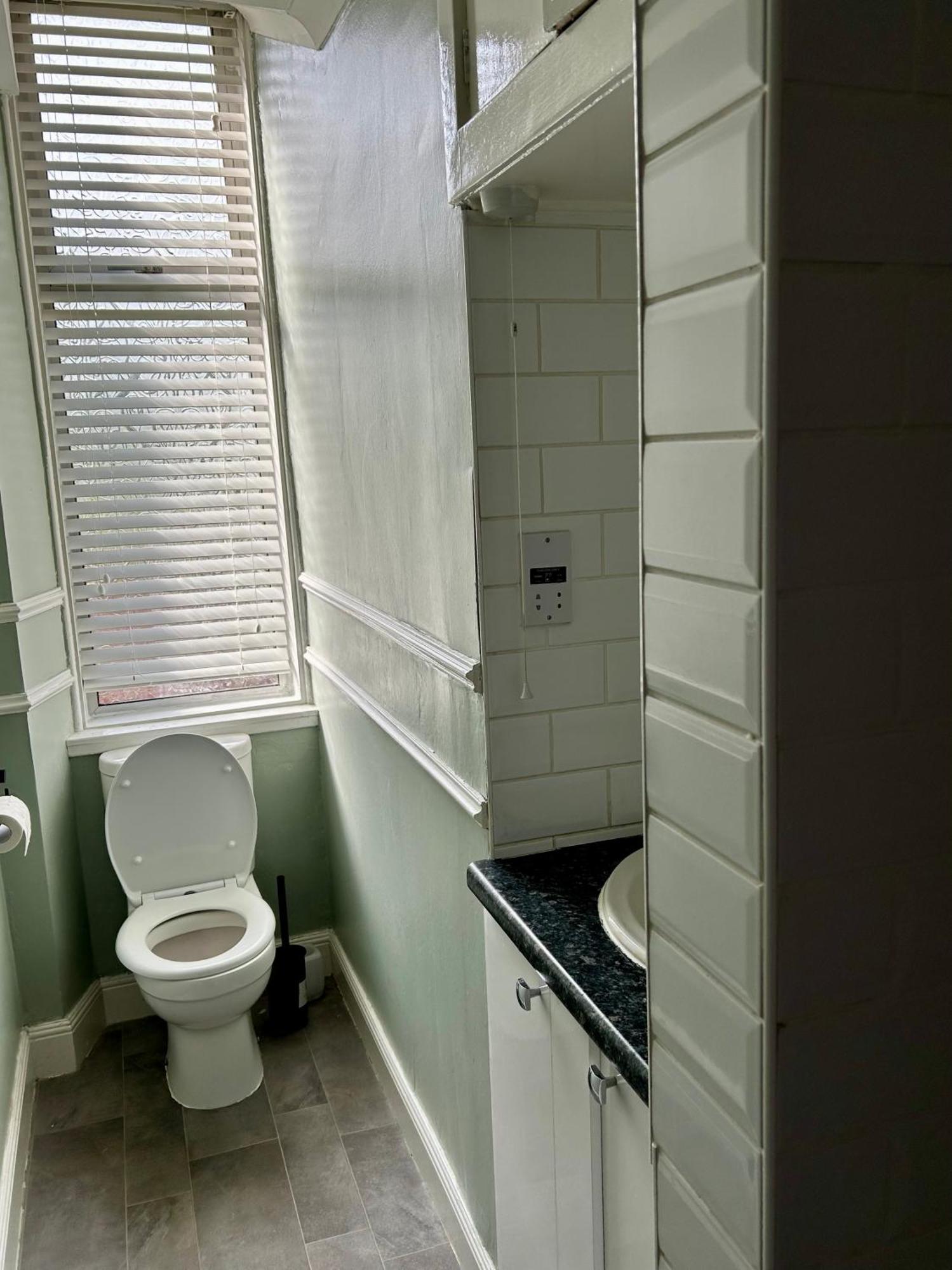 West Dunbartonshire Flat Apartment ดัมบาร์ตัน ภายนอก รูปภาพ