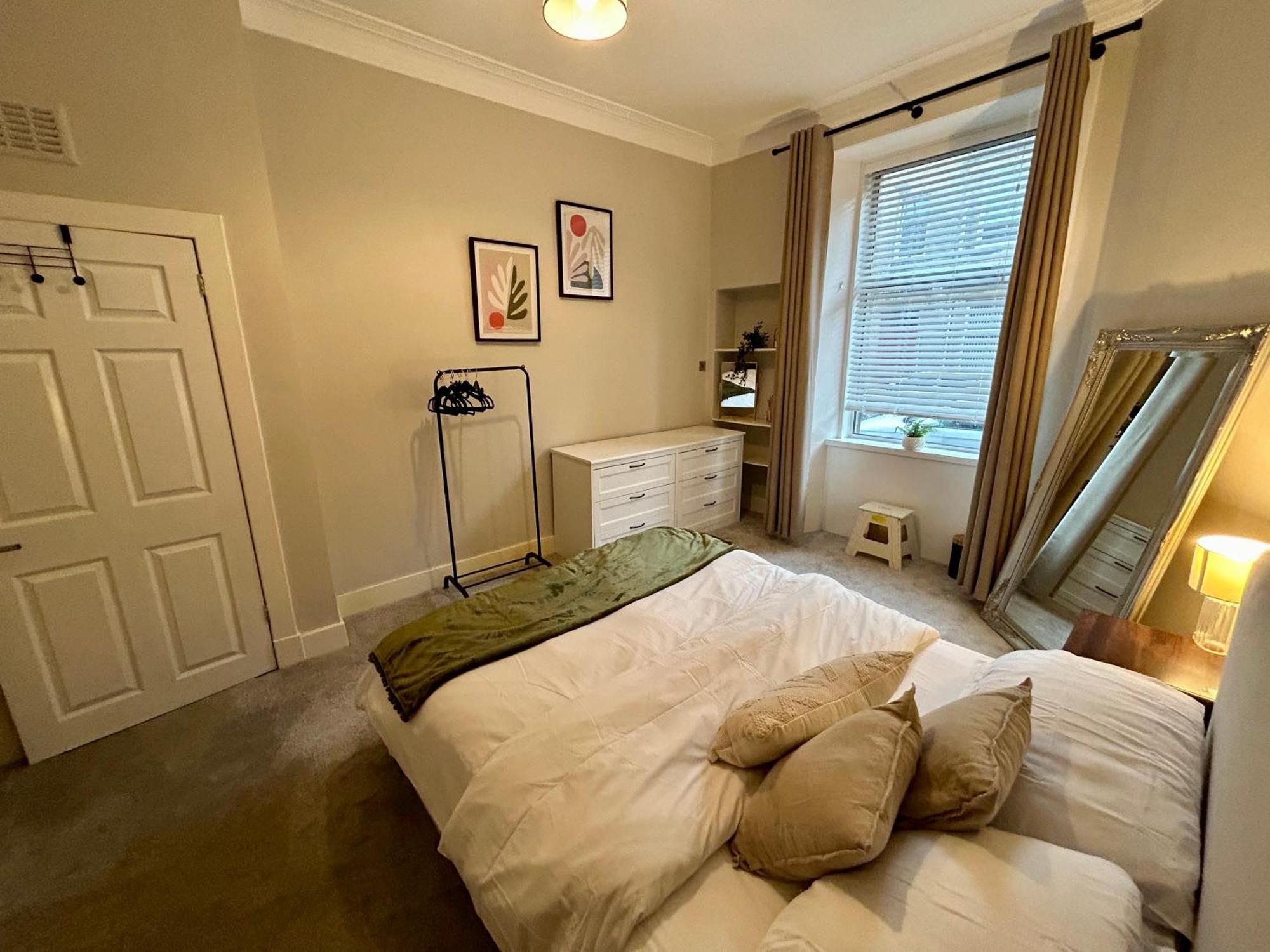 West Dunbartonshire Flat Apartment ดัมบาร์ตัน ภายนอก รูปภาพ
